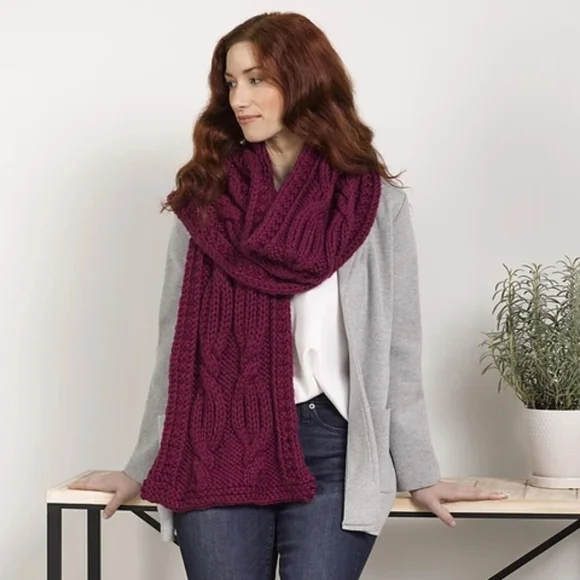 Hand Made Cable Knit Gray Scarf - 100% Merino Wool - Knit By Myself - Picture 2 of 7